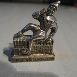 Beeldje kleine boodschap (klein)