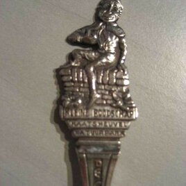 Lepel kleien boodschap op muur